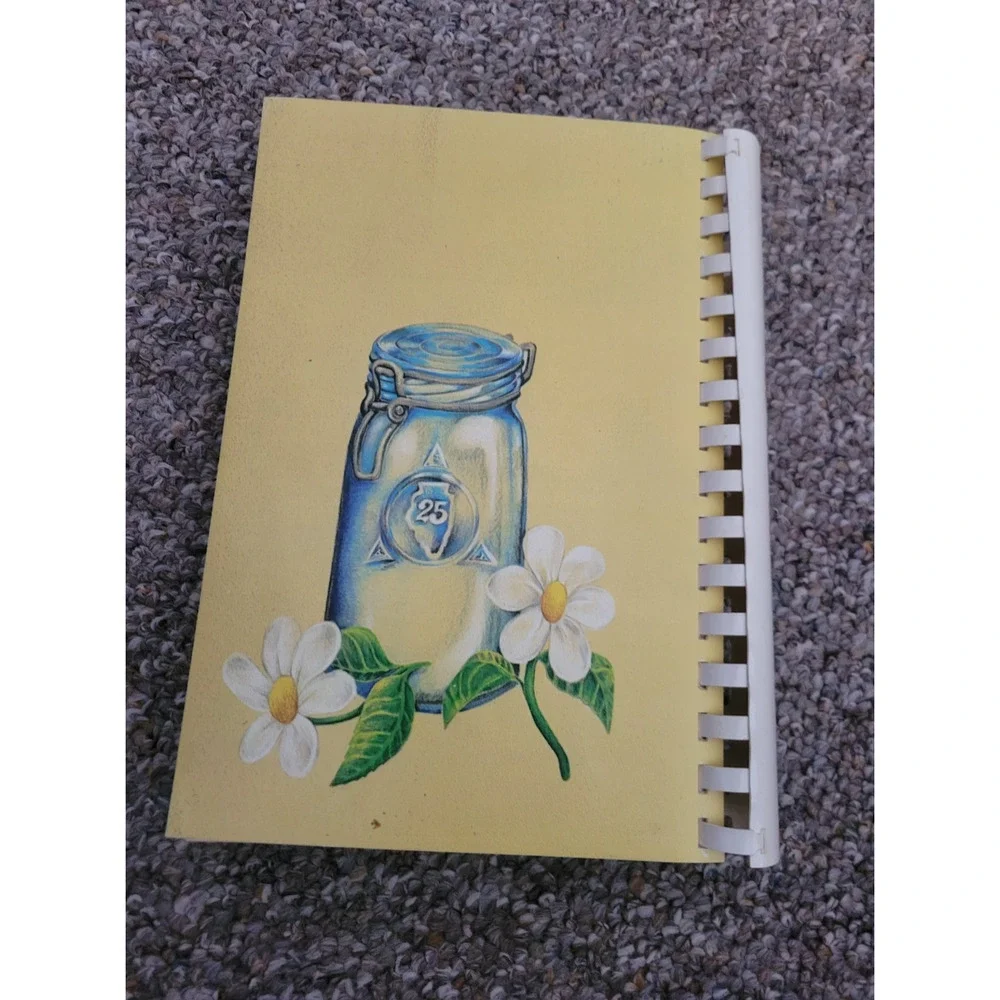 Vtg 1981 Cookbook 25 Years Women of the Farm Bureau Madison County Farm Cookbook - Picture 8 of 10